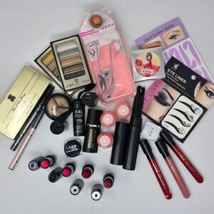 Ultimate Makeup Bundle – 28-Piece Set w/ Eyeshadow, Lipstick, Eyeliners & Tools